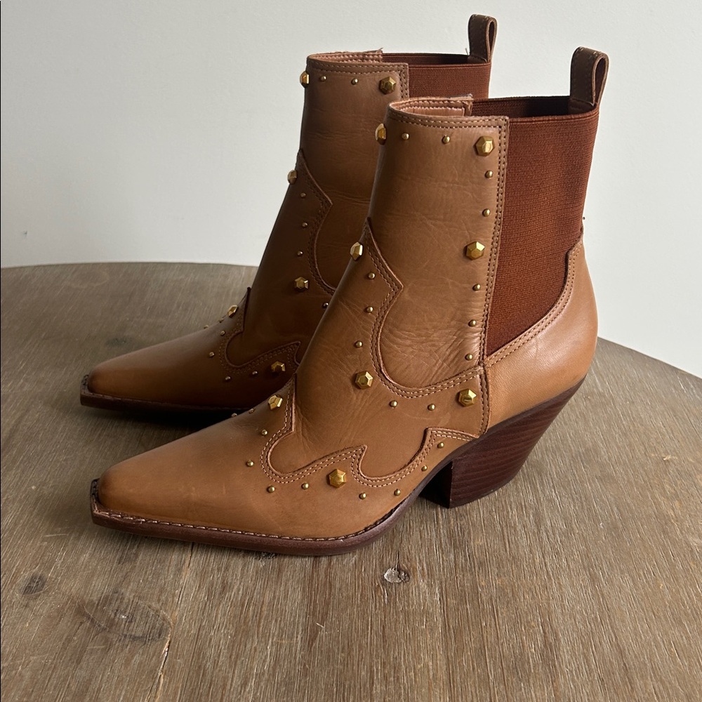 Vince Camuto Norley Studded Leather Western Ankle Booties Women’s Size 5.5 - Picture 3 of 17